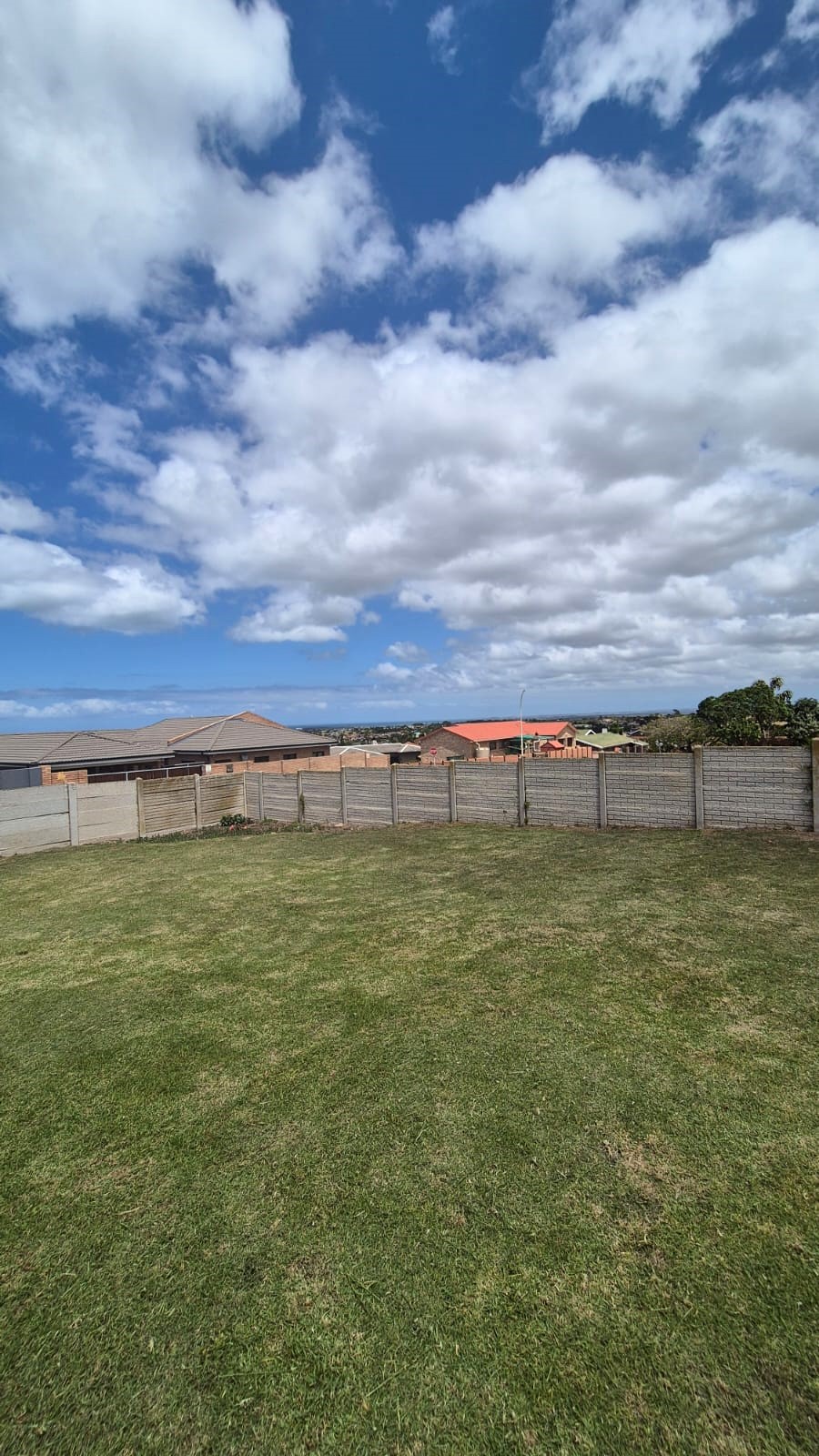 3 Bedroom Property for Sale in Wavecrest Eastern Cape